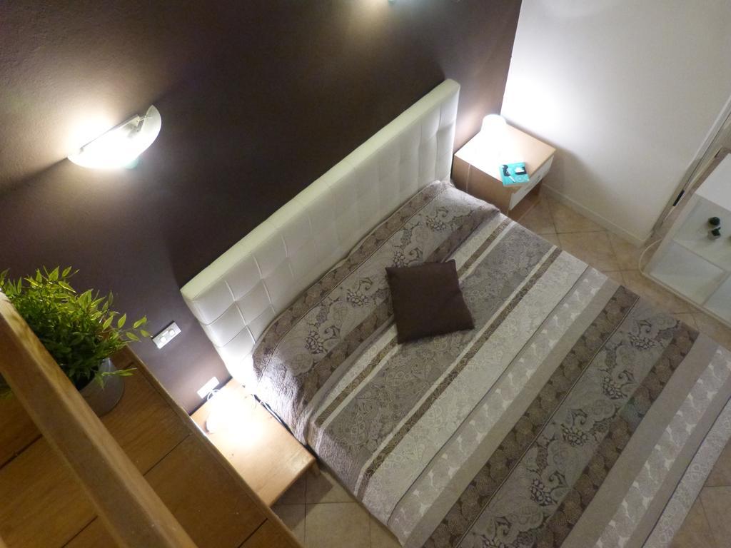 Residenza Galvani Bologna Bagian luar foto