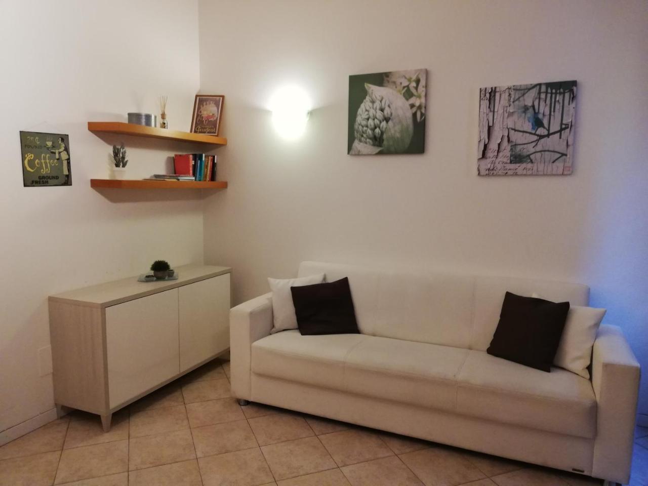 Residenza Galvani Bologna Bagian luar foto